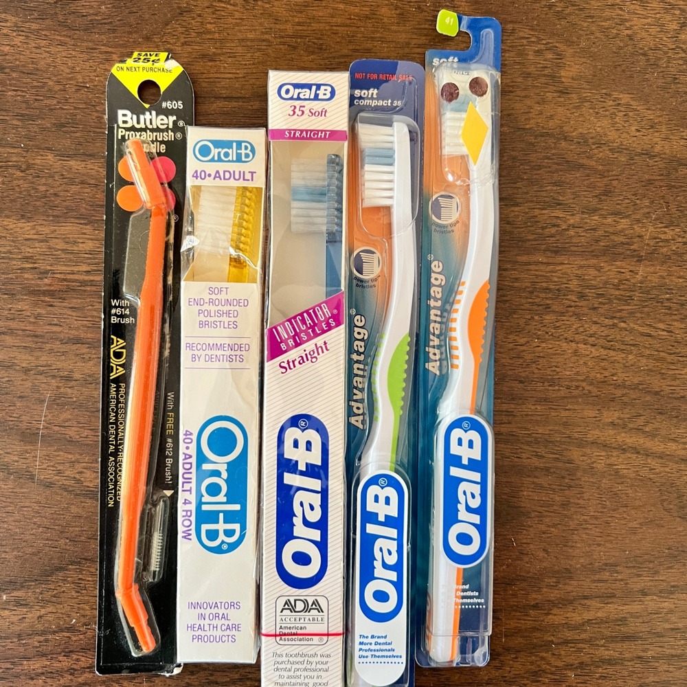 Oral-B & Butler Toothbrush Lot 5pc Soft Advantage Indicator Proxabrush New